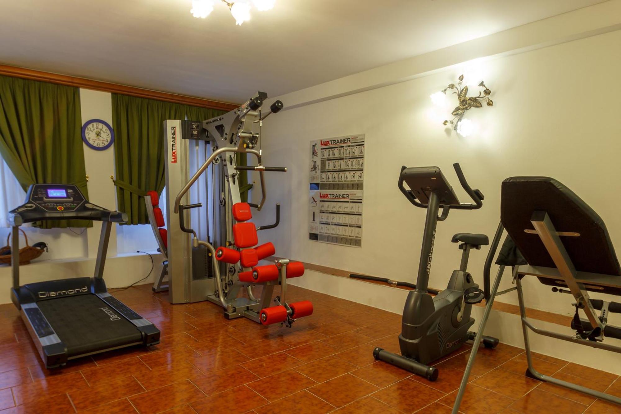 Residence Hotel Santa Maria Piscina E Wellness Peio Fonti Luaran gambar
